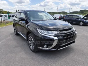 Mitsubishi Outlander 2016 Black