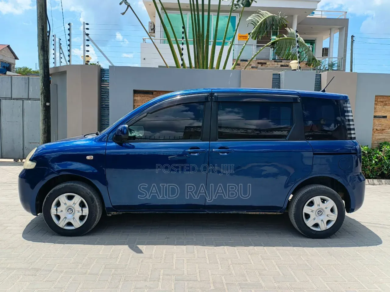 Toyota Sienta 1.5 FWD 2012 Blue