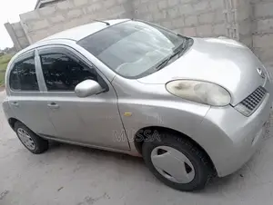 Nissan March 1.5 FWD 2009 Gray