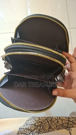 Original Forever Women's Mini Crossbody Bag – Sleek Black