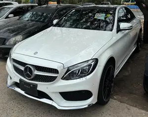 Mercedes-Benz C200 2016 White