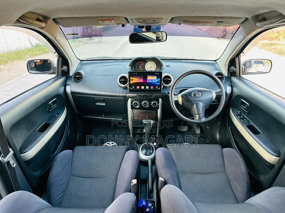Toyota IST 2005 Gray