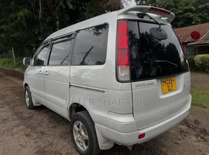 Toyota Noah 2001 White
