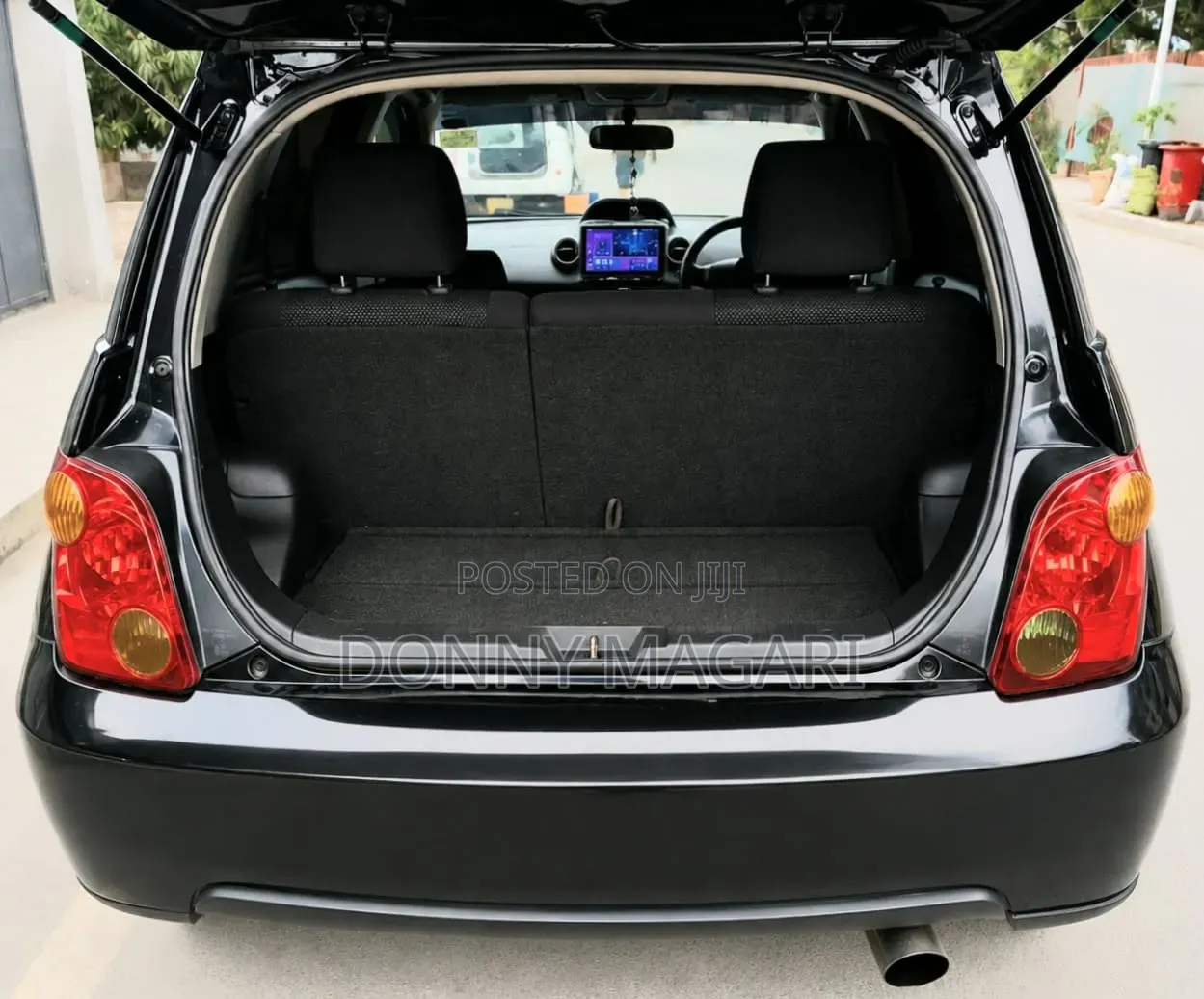 Toyota IST 2005 Black