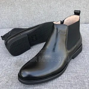 MZIGO MPYA: Buti Za Ngozi Za Clarks Kwa Wanaume!