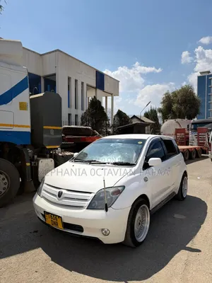 Toyota IST 2004 White