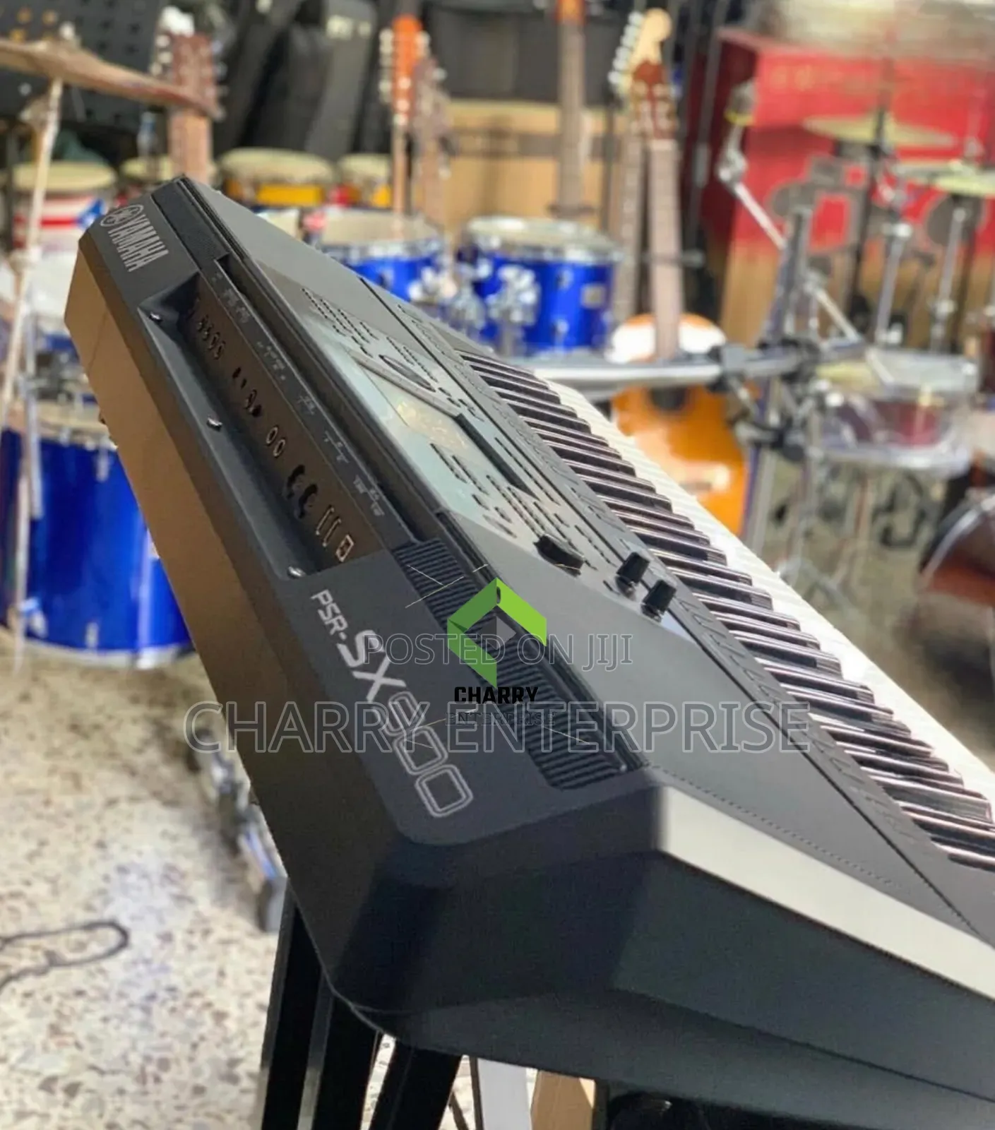 Original Yamaha Heavy Duty Digital Keyboard PSR Sx900