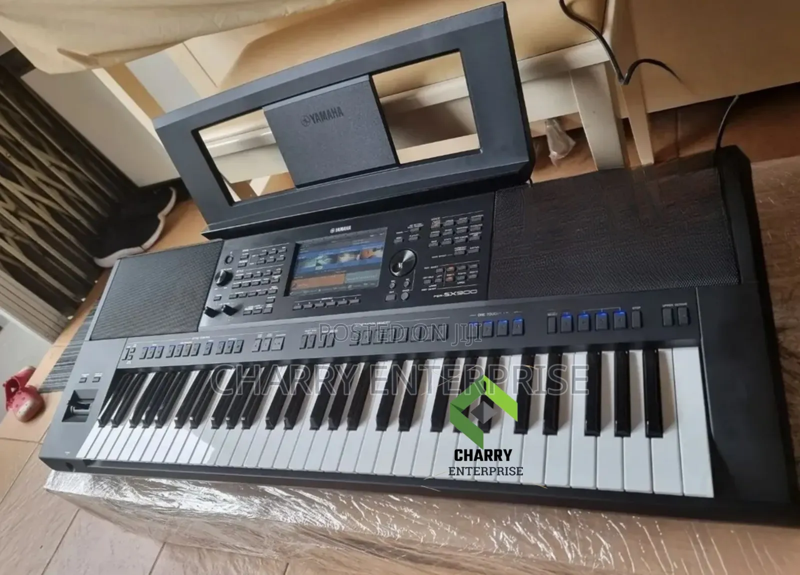 Original Yamaha Heavy Duty Digital Keyboard PSR Sx900