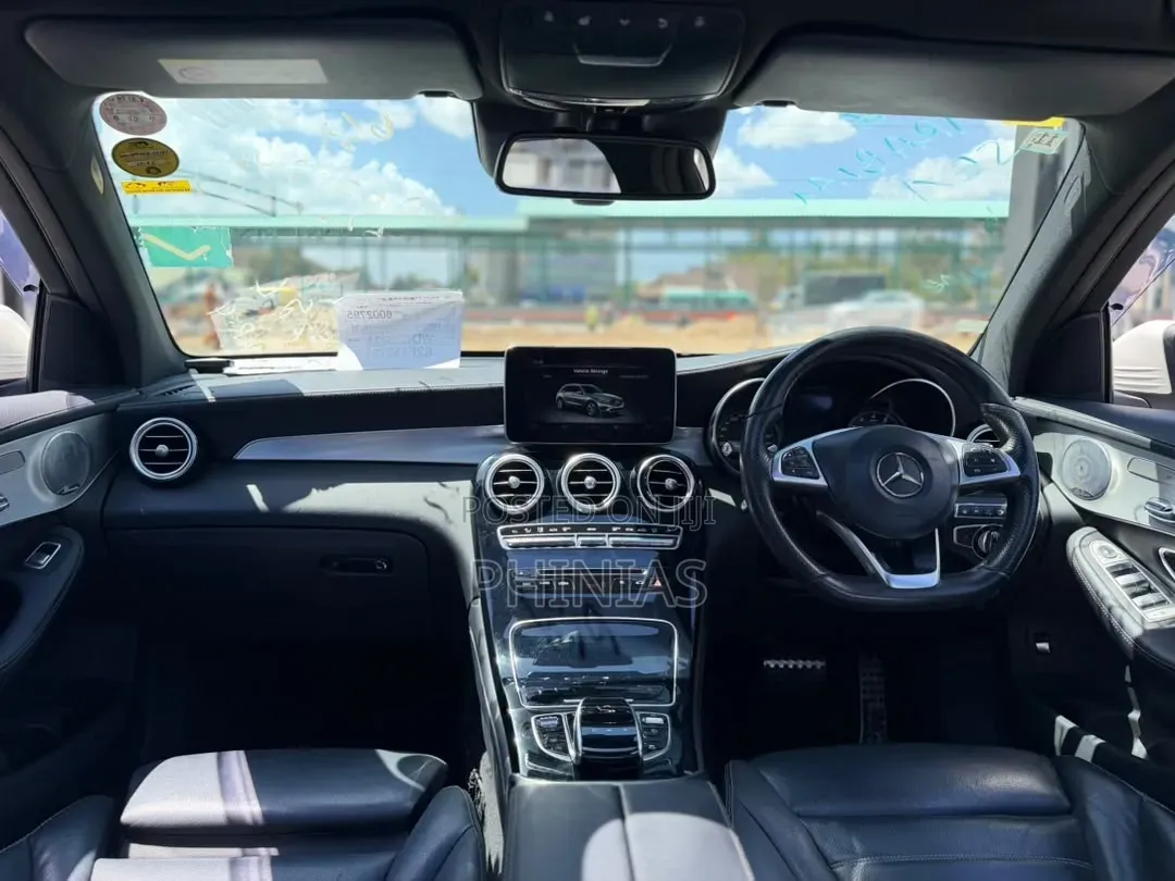 Mercedes-Benz GLC-Class 2016 White