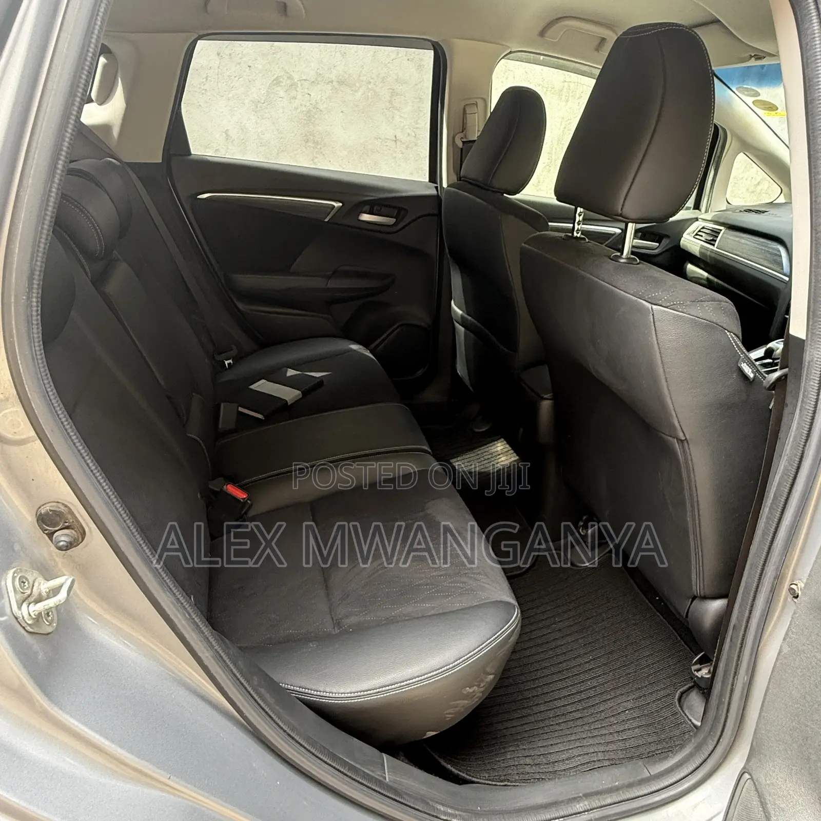 Honda Shuttle 1.5 Hybrid 4WD 2018 Silver