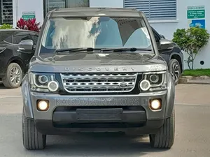 Land Rover Discovery 2016 Gray