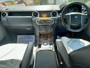 Land Rover Discovery 2016 Gray
