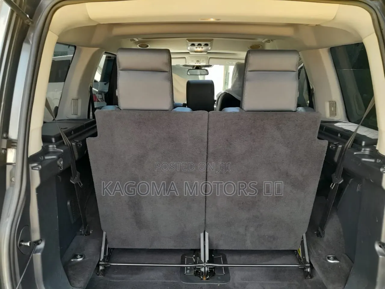 Land Rover Discovery 2016 Gray