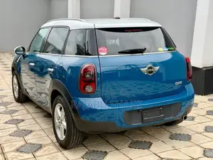 Mini Countryman 2012 Blue