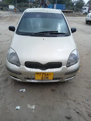 Toyota Vitz 2003 Gold