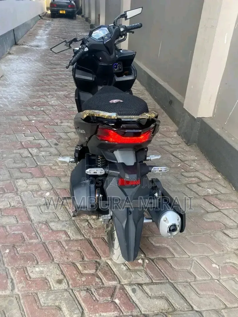 Honda Vario 2025 Black