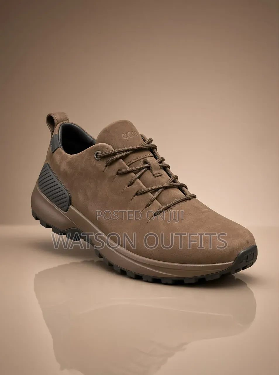 Men's Leather Shoes or Casual Footwears New and Original Ecco 4 Colors