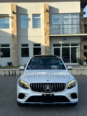 Mercedes-Benz GLC-Class 2016 Off white