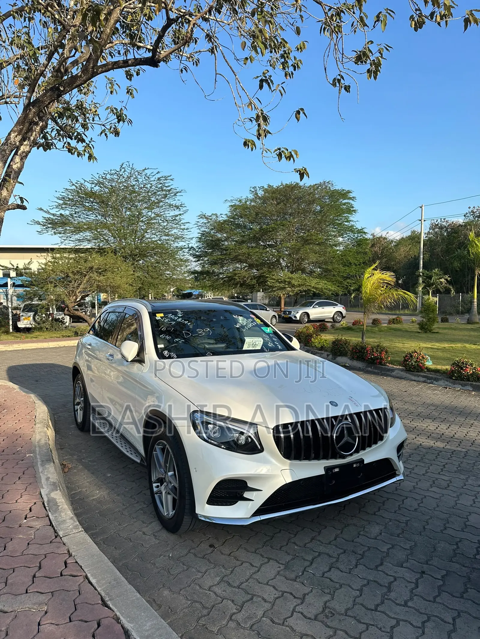 Mercedes-Benz GLC-Class 2016 Off white