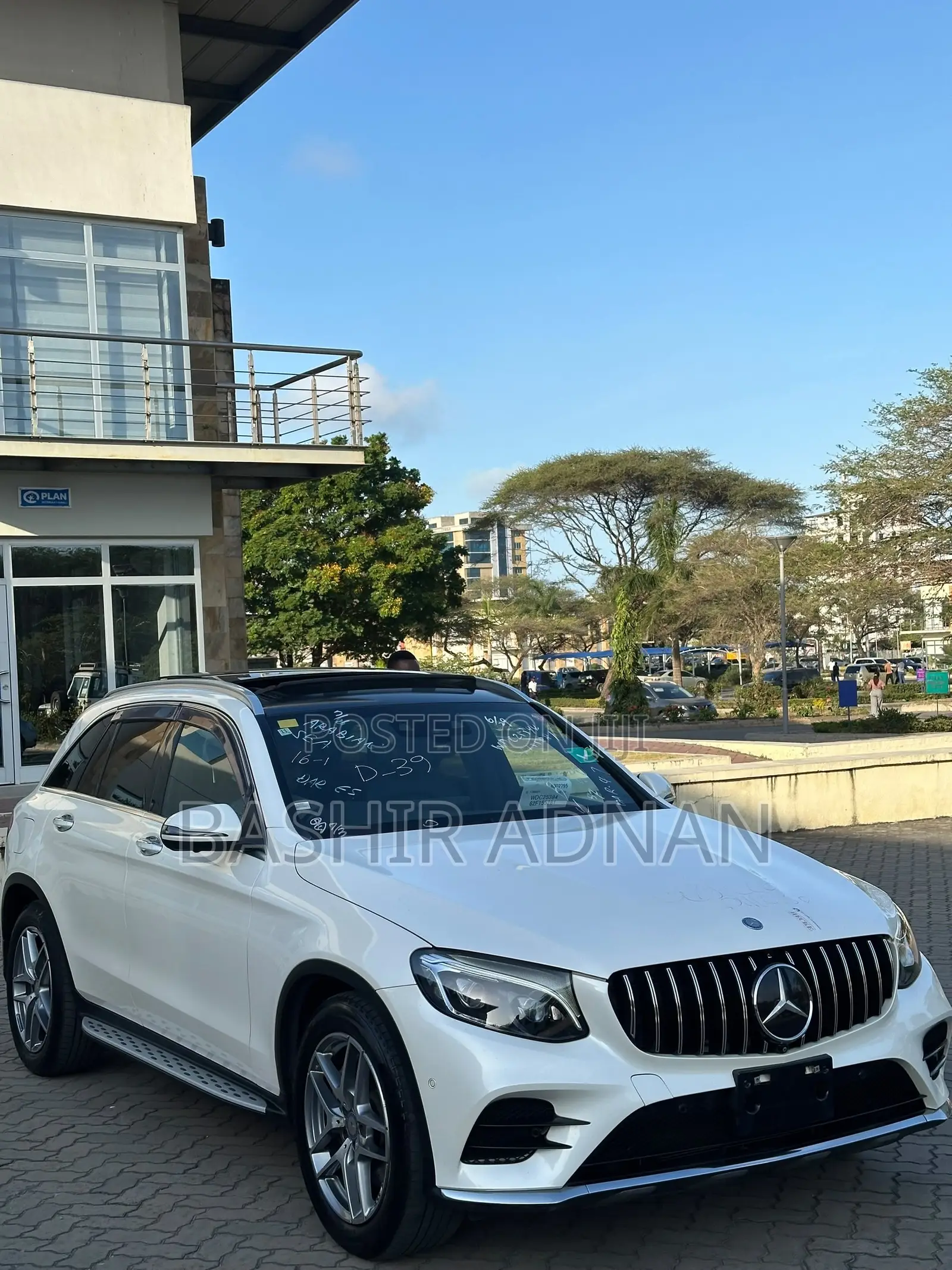 Mercedes-Benz GLC-Class 2016 Off white