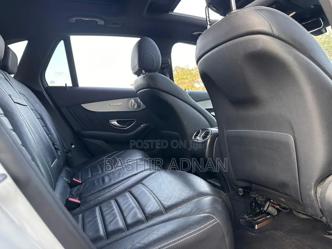 Mercedes-Benz GLC-Class 2016 Off white