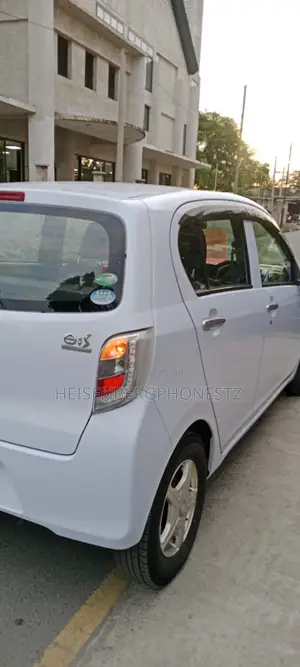 Daihatsu Mira 2016 Off white