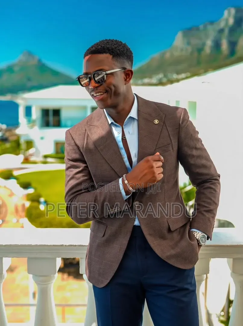 Makoti Ya Kiume Ya Linen Kutoka Carlos Cardini! 