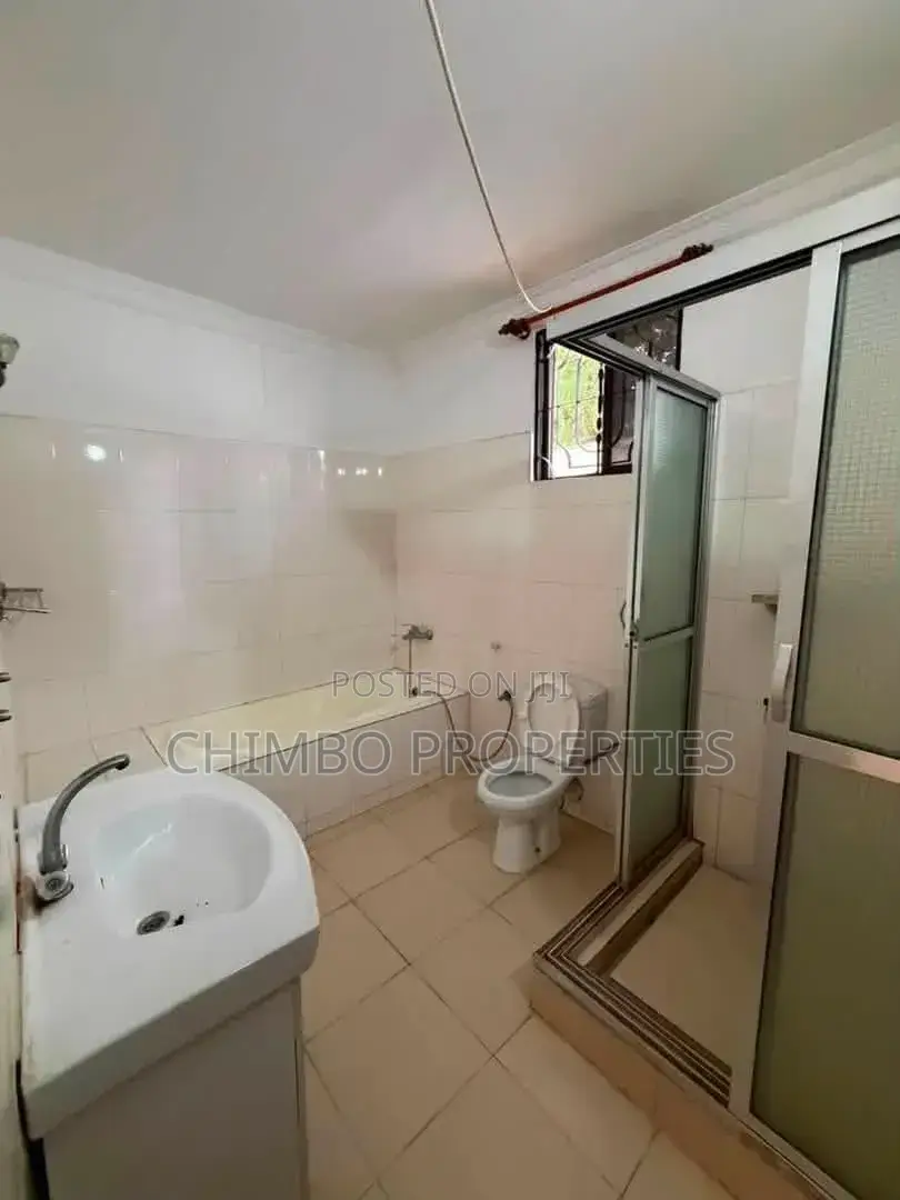 4bdrm House in Masaki for rent