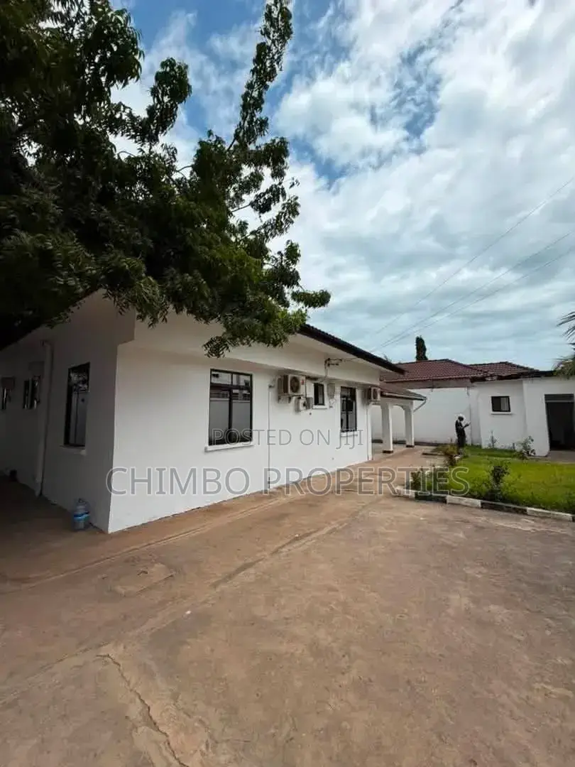4bdrm House in Masaki for rent