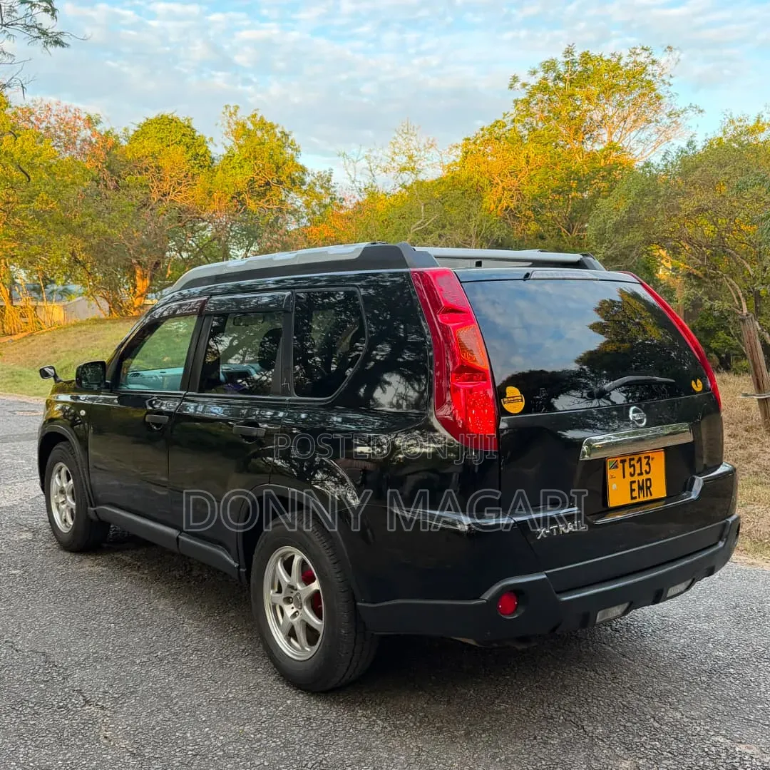 Nissan X-Trail 2010 Black