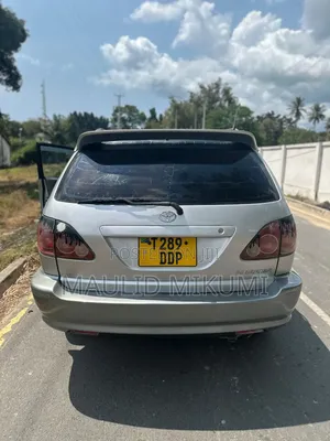 Toyota Harrier 2002 Silver