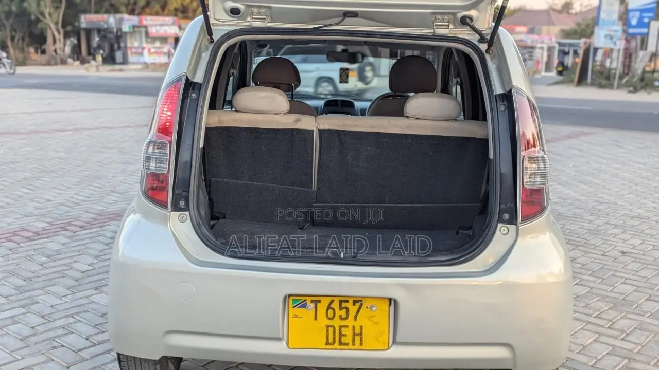 Toyota Passo 1.3 FWD 2004 Silver