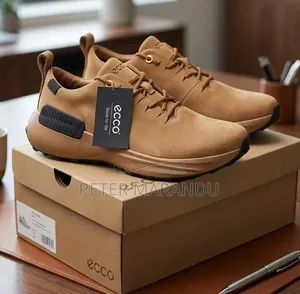 Premium Men's ECCO Smart Casual Sneakers)