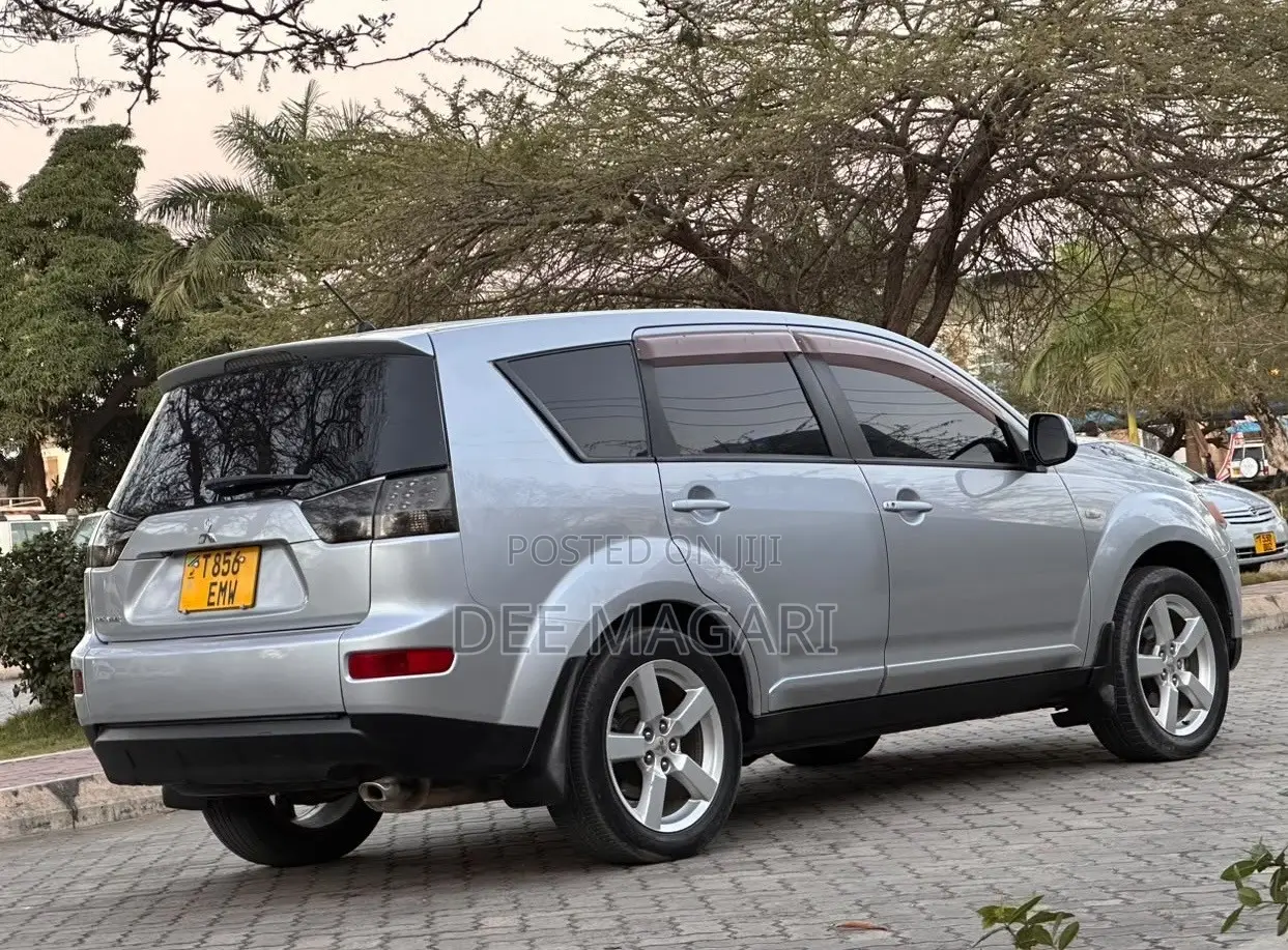 Mitsubishi Outlander 2006 Silver
