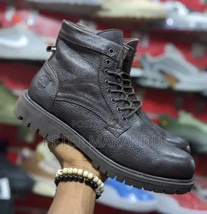 Buti Za Kiume Za Ngozi Ngumu (Premium Quality Men's Genuine Leather