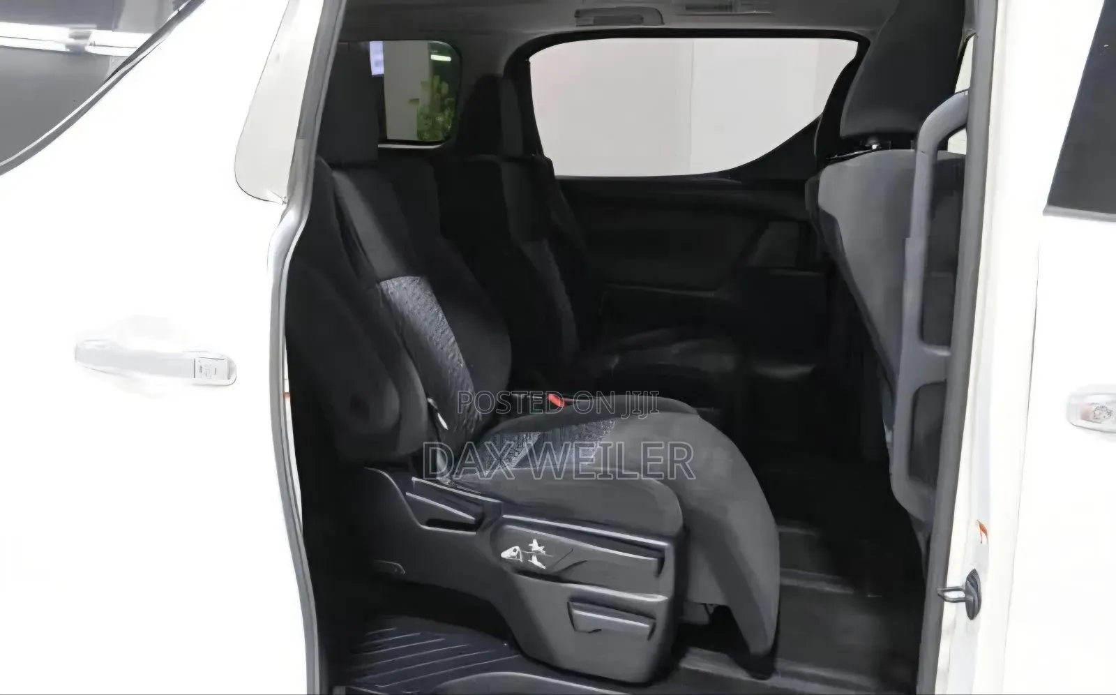 Toyota Vellfire 2015 White