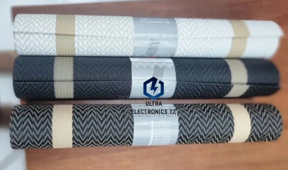 Classic Set of Durable Table Mats Six Pieces 55,000