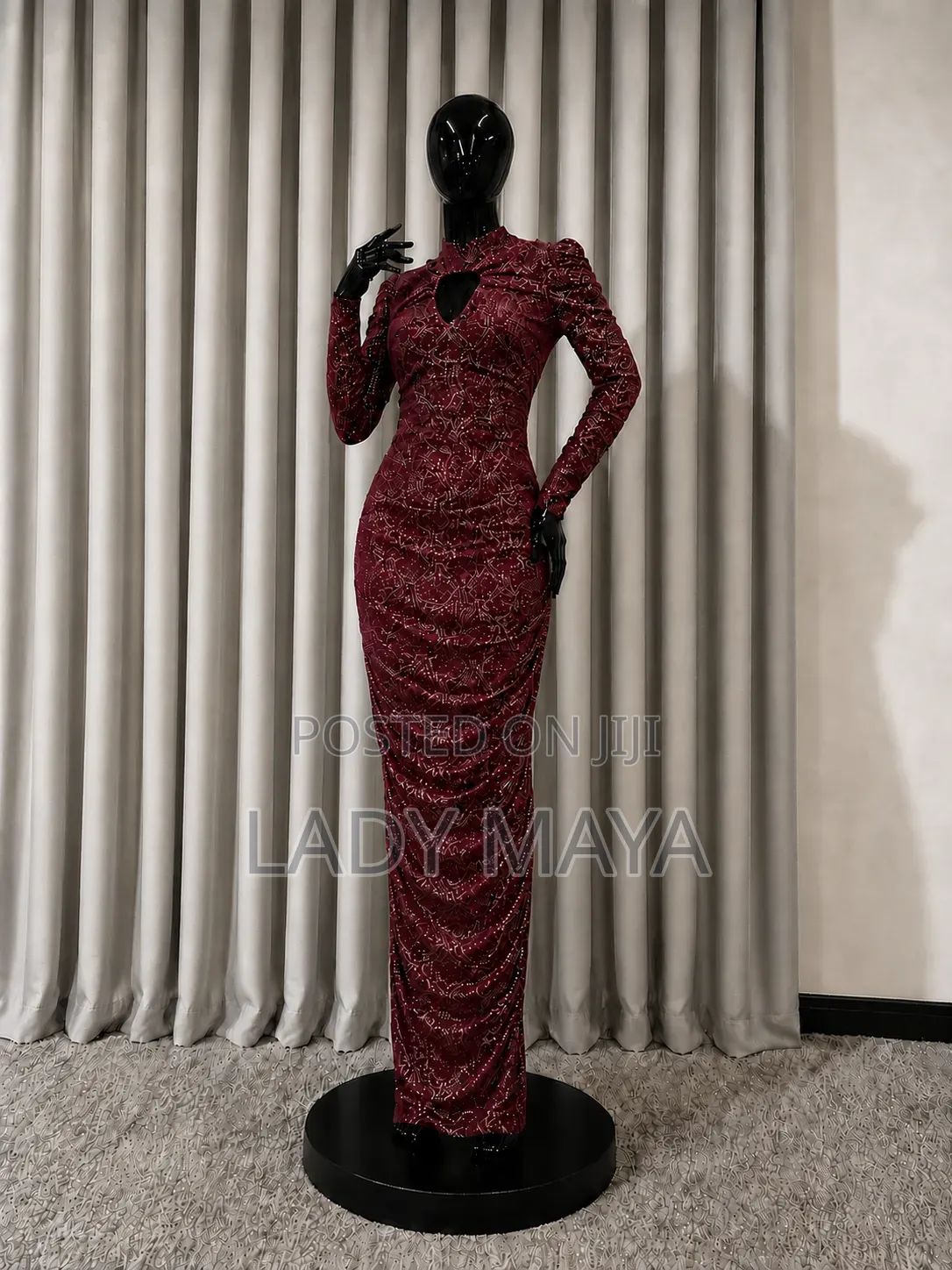 Ladies Bodycon (Party) Dress - Size: M (Label Reads Size 2)