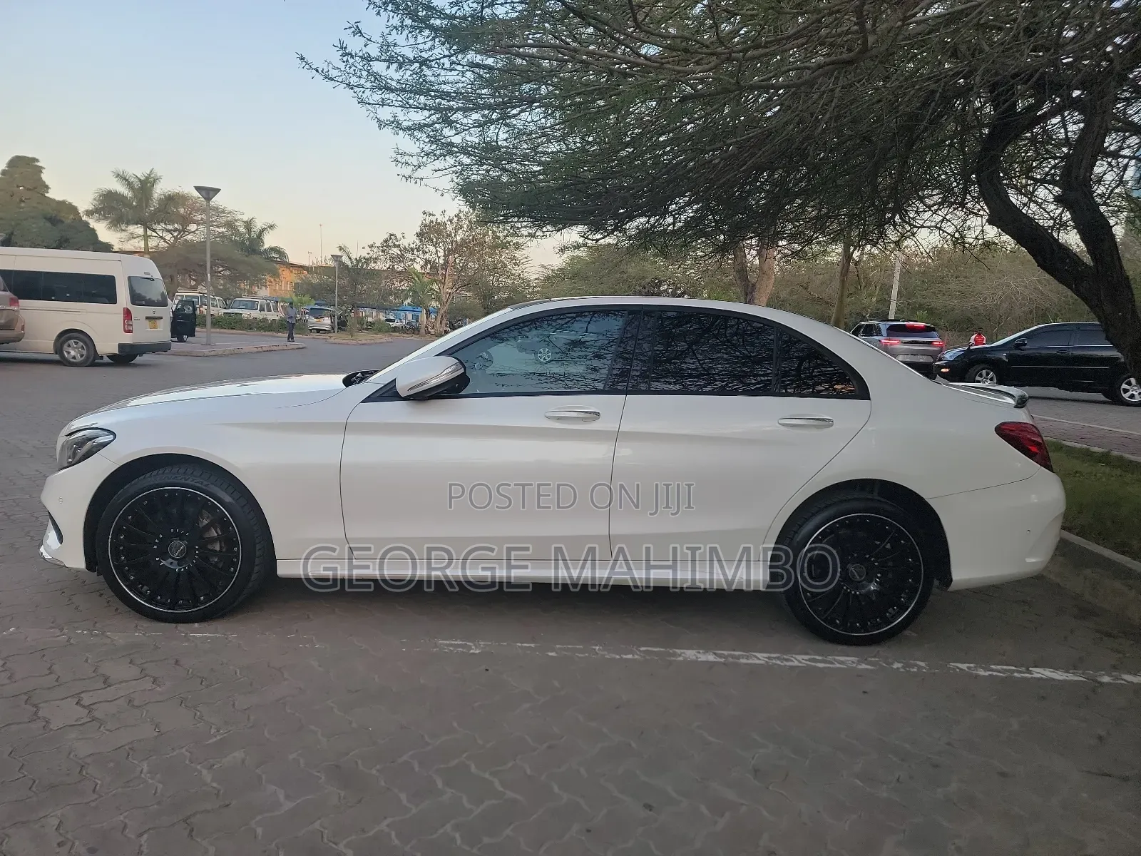 Mercedes-Benz C-Class 2014 White