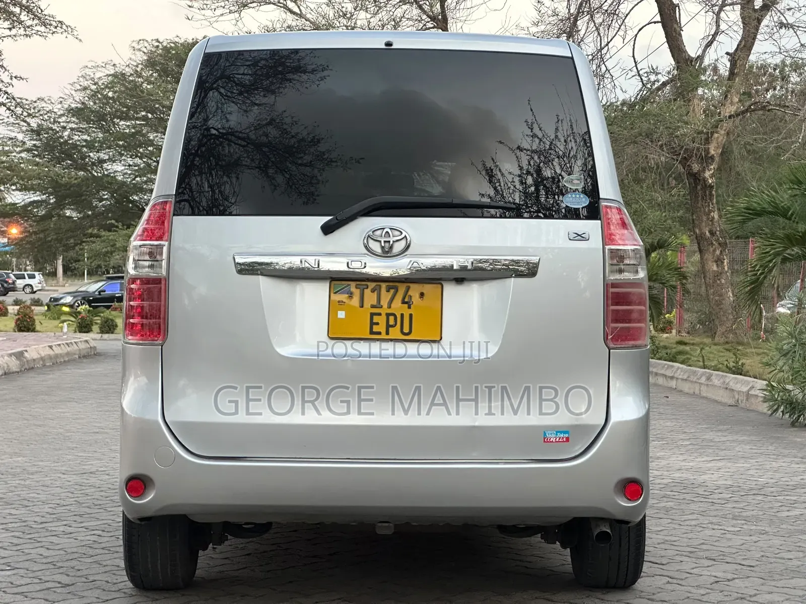 Toyota Noah 2008 Silver
