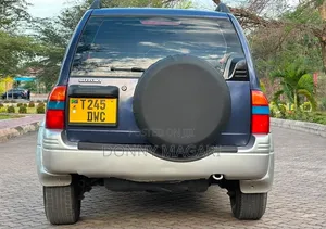 Suzuki Escudo 1995 Blue