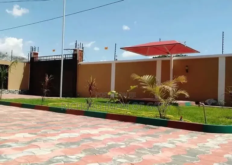 3bdrm House in Central Business Area for rent