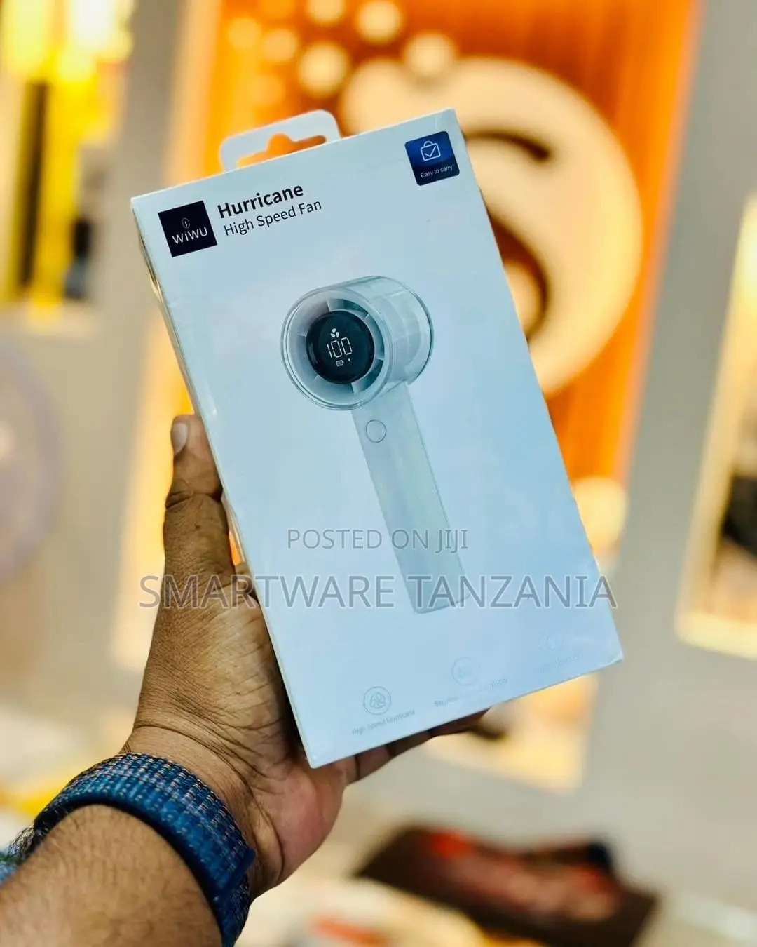 WIWU Hurricane High Speed Fan, Portable Design, Digital Display