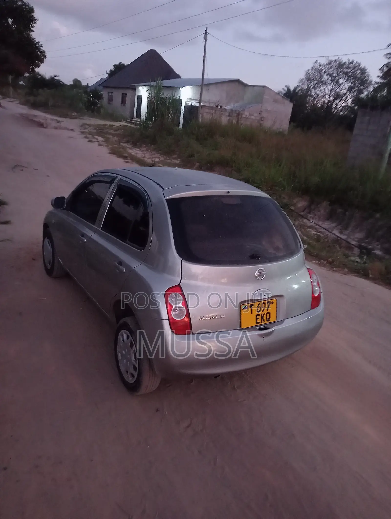 Nissan March 1.5 FWD 2009 Gray