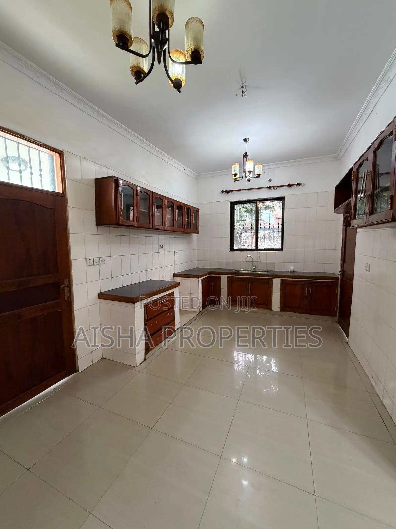 4bdrm House in Masaki for rent