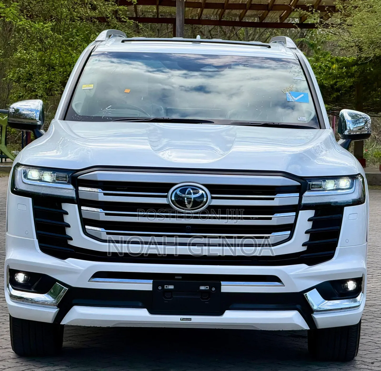 New Toyota Land Cruiser LC300 2025 White
