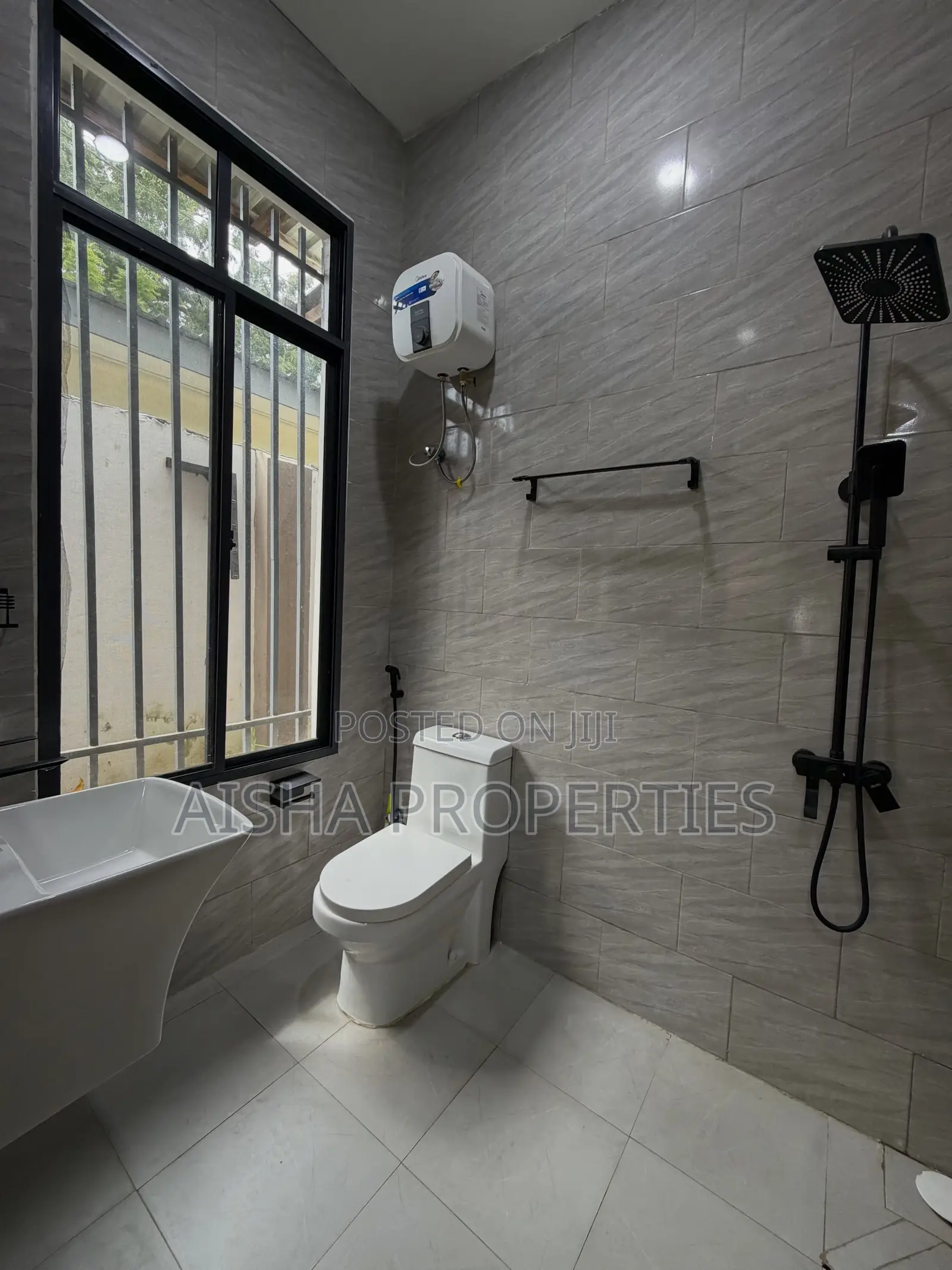 2bdrm Villa in Oysterbay for rent