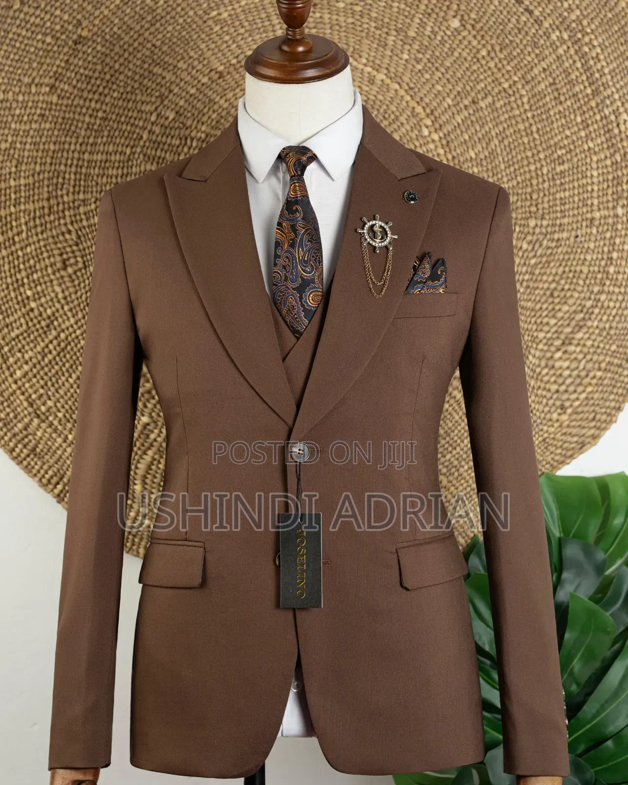 signature Cotton Suitthree-Piece Suit