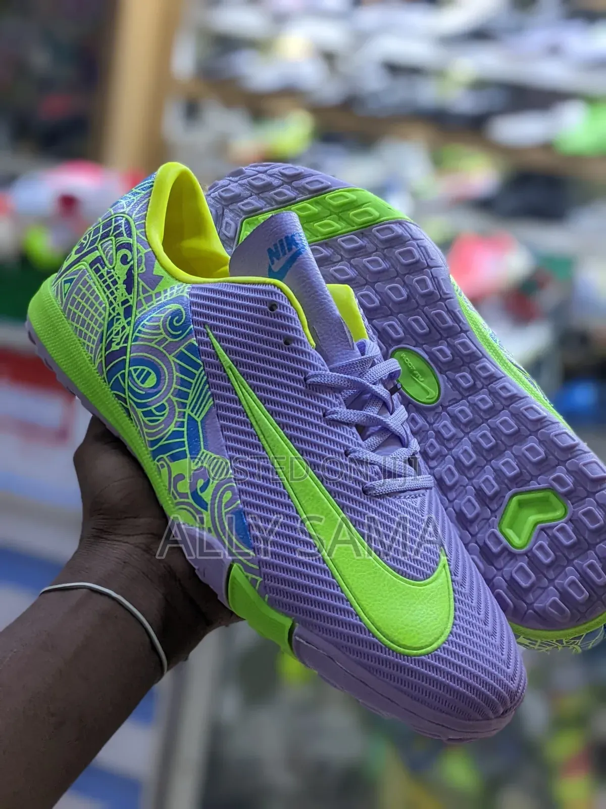 New Trainer Boots Nike