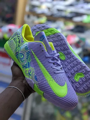 New Trainer Boots Nike